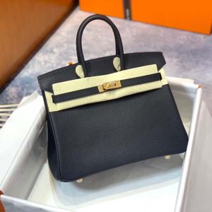 バーキン25 黒 定価