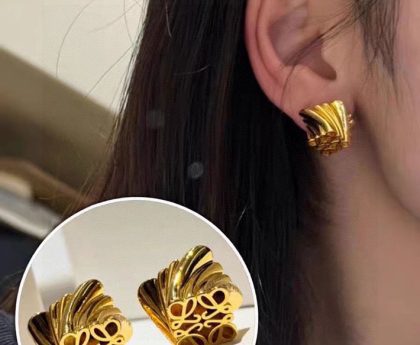 ロエベ ピアス 安い