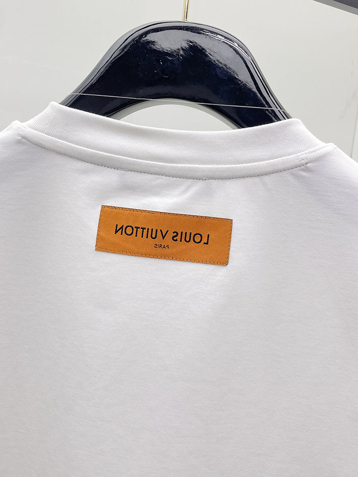 ルイヴィトン服コピー 人気店 Louis Vuitton コットン 2026年春夏新作:ファッショナブルなクラシッククルーネック半袖Tシャツ JP4649(1006)ルイヴィトン メンズTシャツ 白 - 画像 (6)