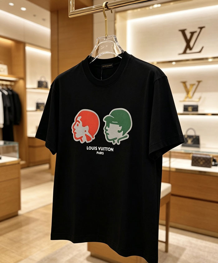 ルイヴィトン服コピー 人気店 Louis Vuitton コットン100% 2026年春夏 最新半袖クルーネックTシャツ ― ハイエンドなカスタムデザイン JP4649(1026) ルイヴィトン Tシャツ 公式 - 画像 (9)