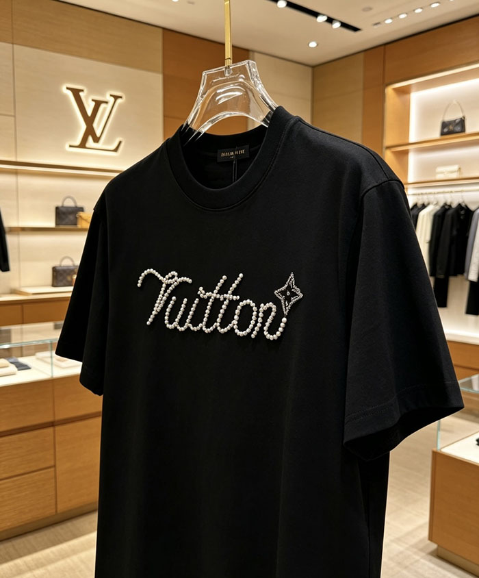 ルイヴィトン服コピー 人気店 Louis Vuitton コットン100% 2026年春夏 最新半袖クルーネックTシャツ ― ハイエンドなカスタムデザイン JP4649(1028)ルイヴィトン T シャツ 新作 - 画像 (9)
