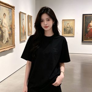シャネル Tシャツ レディース