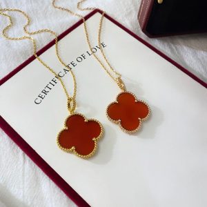 ヴァンクリーフ アルハンブラ ネックレス