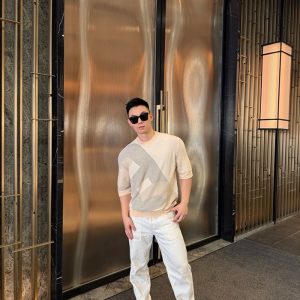 エルメス Tシャツ ロゴ