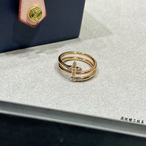 ルイヴィトン 指輪 レディース