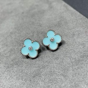 ヴァンクリーフ ピアス 石原さとみ