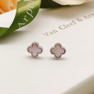 ヴァンクリーフ ピアス アルハンブラ