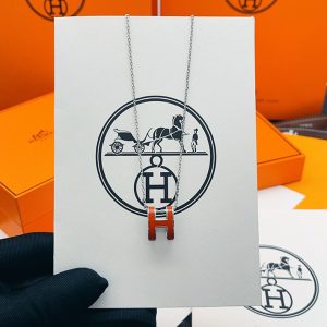 HERMES ポップH ネックレス 定価