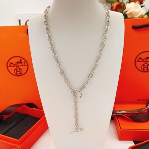 エルメス シェーヌダンクル 定価