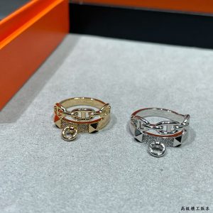 シェーヌダンクル リング 値段