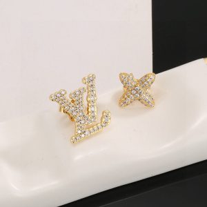 ヴィトン ピアス 花