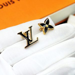 ルイヴィトン ピアス モノグラム