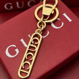 グッチ キーホルダー 新作