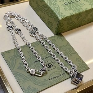 グッチ ネックレス メンズ