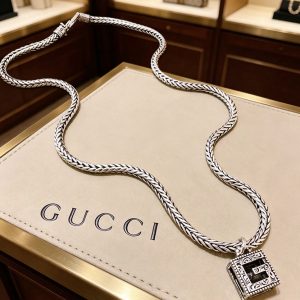 グッチ ネックレス メンズ