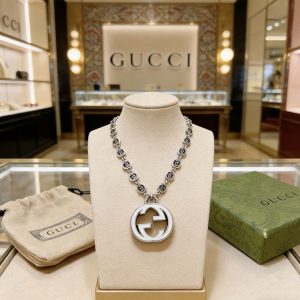グッチ ネックレス 公式