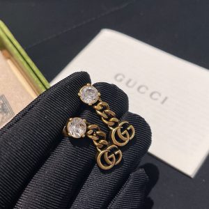 グッチ ピアス 定価