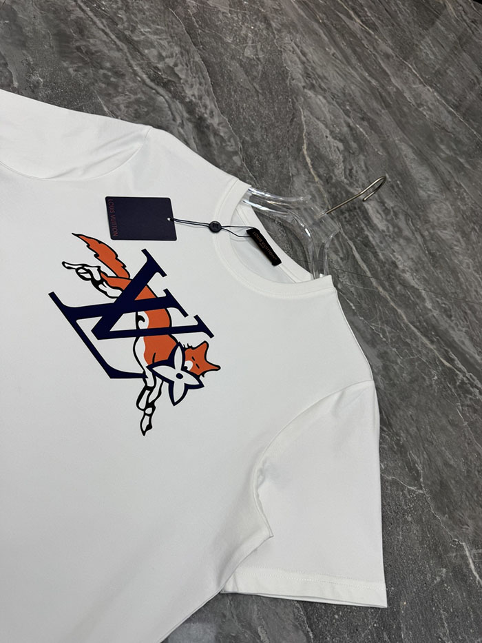 ルイヴィトン服コピー 人気店 Louis Vuitton 2026年春夏新作 半袖Tシャツ 柔らかく伸縮性があり涼しいコットン素材 JP4649(692)ルイヴィトン メンズ Tシャツ アウトレット - 画像 (6)
