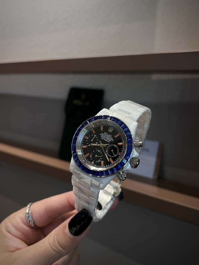 ブランド腕時計専門店 通販 ROLEX デイトナ カスタム ブラック オレンジ針 ブルーサファイア ベゼル ホワイト ラバーベルト 自動巻きロレックス時計コピー - 画像 (3)