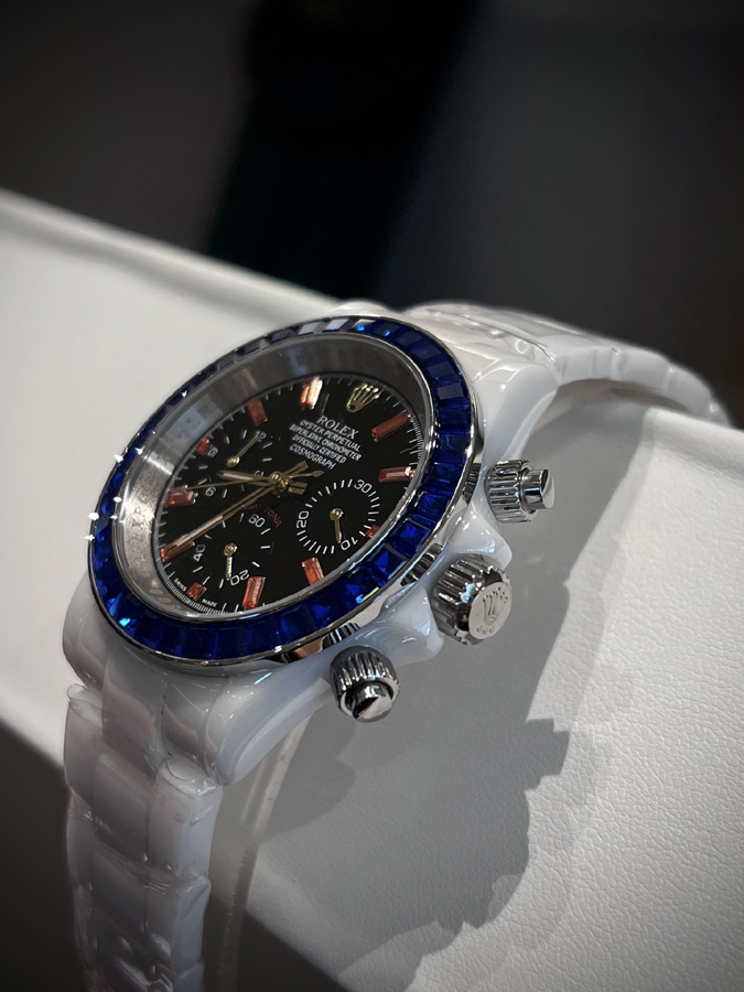 ブランド腕時計専門店 通販 ROLEX デイトナ カスタム ブラック オレンジ針 ブルーサファイア ベゼル ホワイト ラバーベルト 自動巻きロレックス時計コピー - 画像 (8)