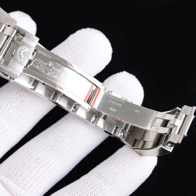 ロレックス コピー 店舗【【ROLEX ロレックス】エクスプローラー II Ref.226570-0001 白文字盤 42mm オイスタースチール 自動巻き メンズ時計 - 画像 (8)
