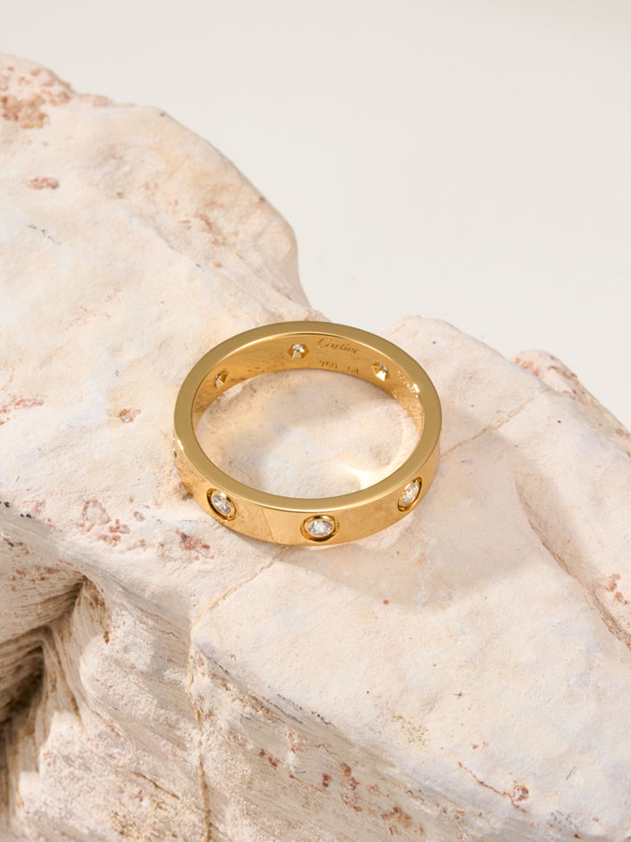カルティエのジュエリー カルティエコピー Cartier リング ミニラブリング フル 8ポイント ダイヤモンド B4056200 カルティエ ラブ リング 芸能人 - 画像 (4)