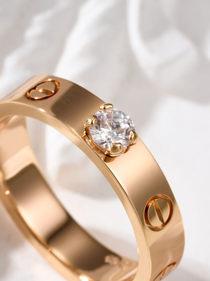カルティエのジュエリー カルティエコピー Cartier LOVE ソリテールリング、ブリリアントカット ダイヤモンド B4087550 レディース カルティエ 指輪 - 画像 (4)