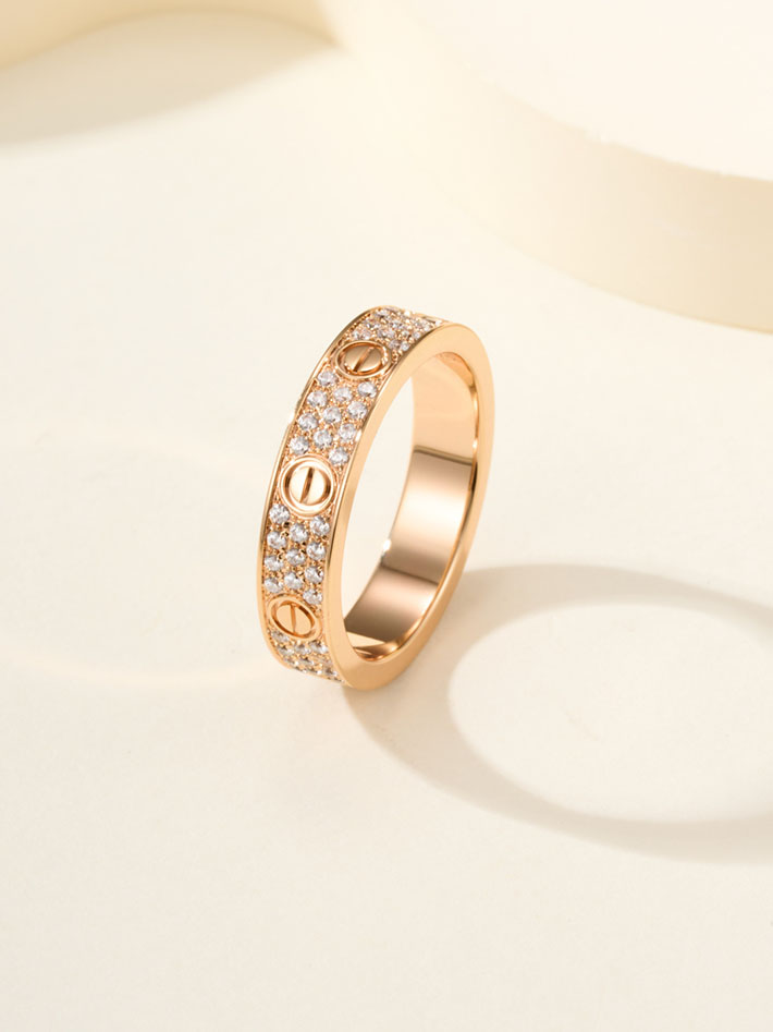 カルティエのジュエリー カルティエコピー Cartier ラブリング スモールモデル ホワイトゴールド パヴェダイヤモンド B4083447 カルティエ リング 人気 - 画像 (7)