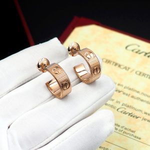 カルティエ ピアス ラブ