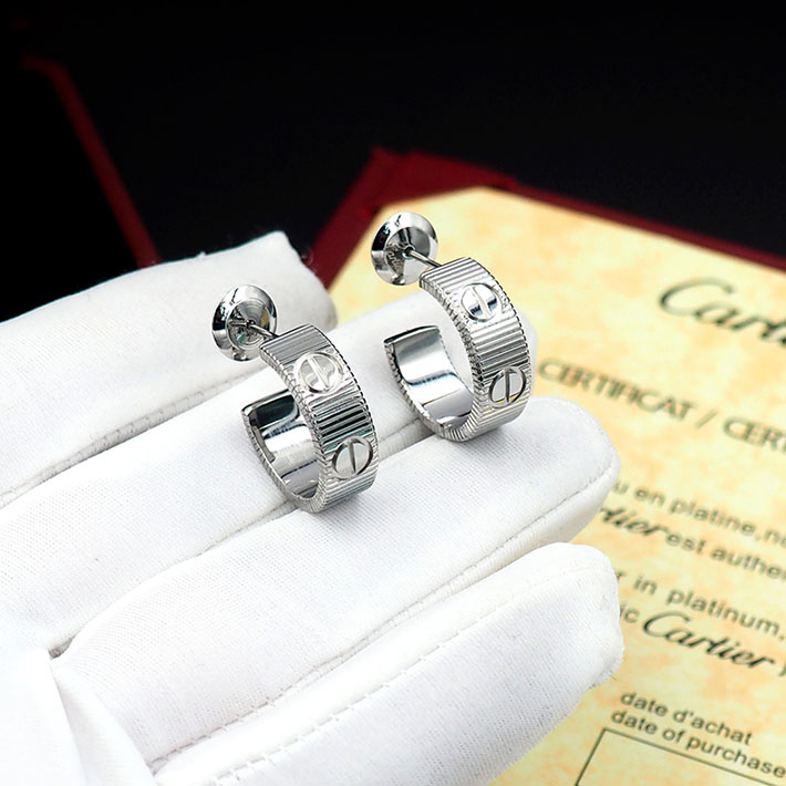 カルティエのジュエリー カルティエコピー Cartier LOVEフープイヤリング スモールモデル ビスモチーフ ラブピアス 2701238 カルティエ ピアス 芸能人 - 画像 (2)