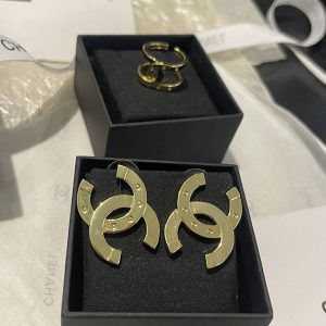 シャネル ピアス アウトレット