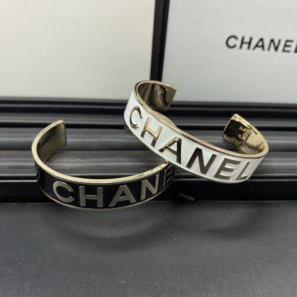 シャネル アウトレット店舗 シャネルコピー CHANEL バングル