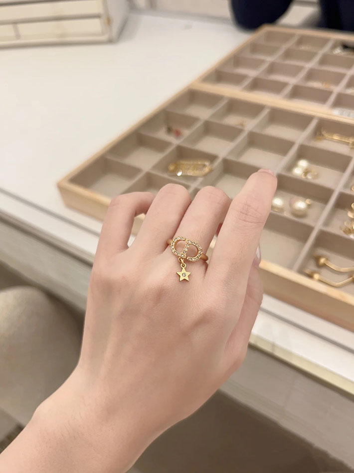 ディオール アウトレット店舗 ディオールコピー Dior CDロゴ スターチャーム リング 指輪 ゴールド 2701108 ディオール指輪コピー - 画像 (2)