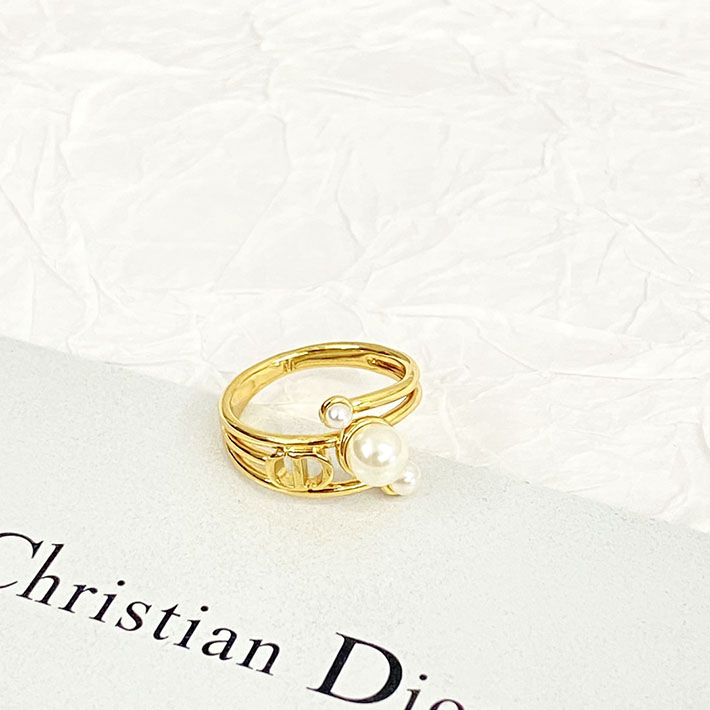 Dior リング 人気