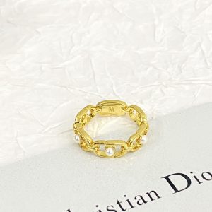 Dior リング 人気