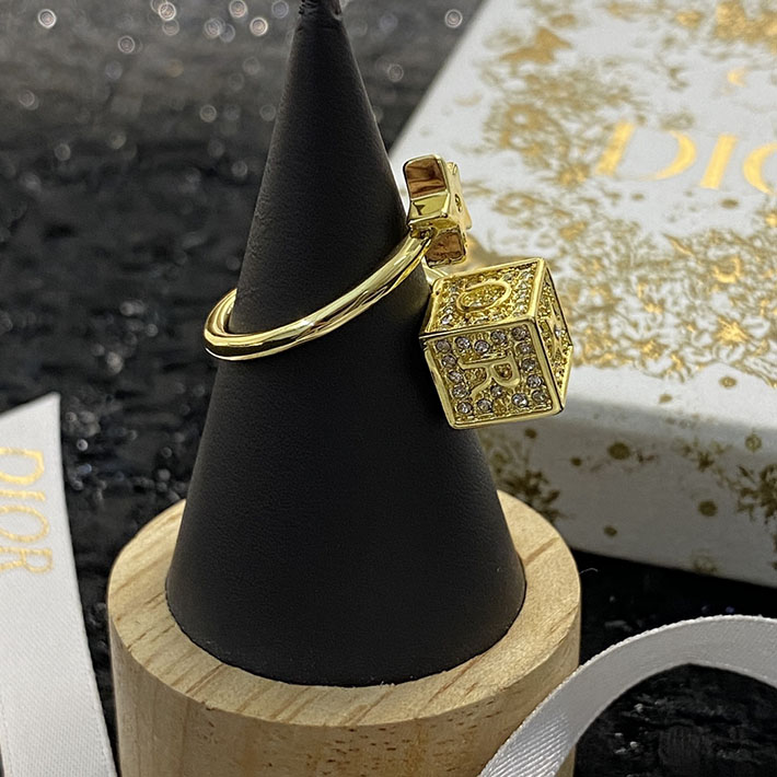 ディオール アウトレット店舗 ディオールコピー Dior CDロゴ スターモチーフ キューブ 指輪 2701120 ディオール リング リボン - 画像 (8)