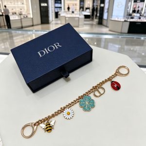 dior バッグ チャーム