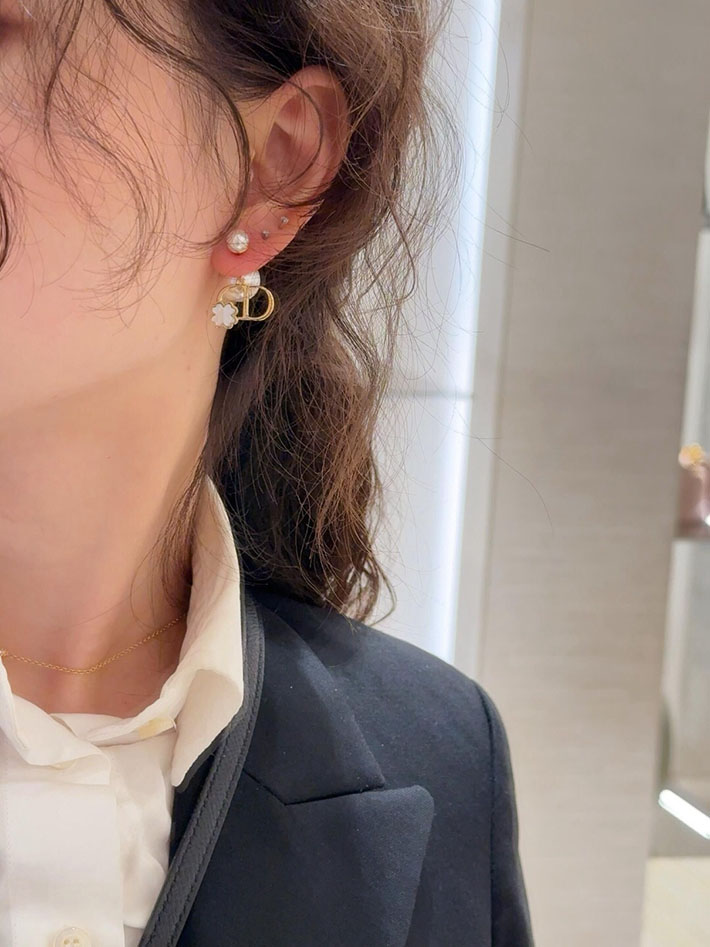 ディオール アウトレット店舗 ディオールコピー Dior Tribales ピアス ホワイト レジンパール E4596WOMMP_D301 ディオール ピアス 安い - 画像 (6)