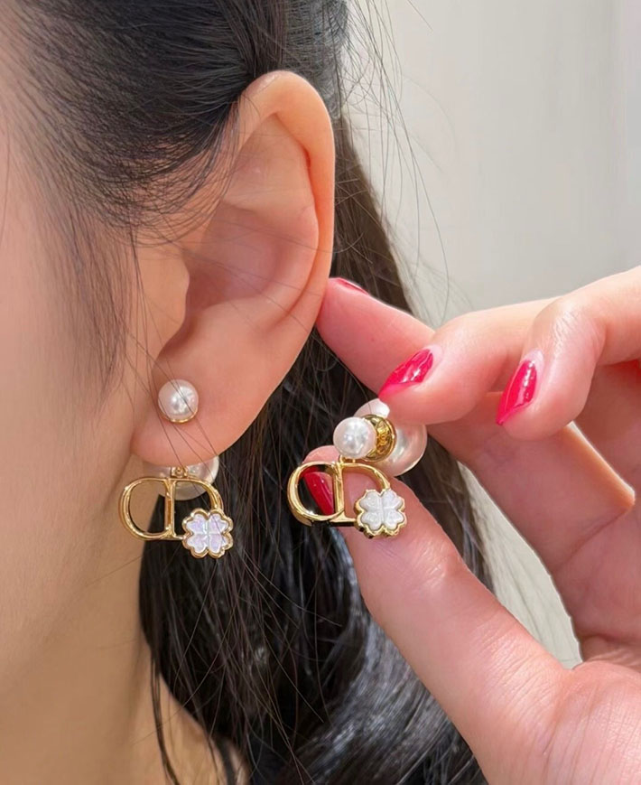 ディオール アウトレット店舗 ディオールコピー Dior Tribales ピアス ホワイト レジンパール 2701144 ディオール ピアス シルバー - 画像 (4)