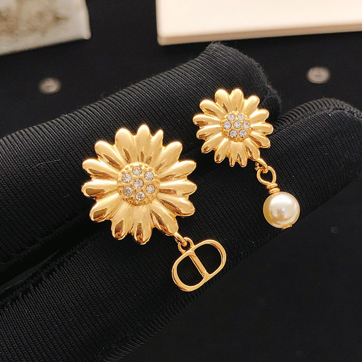 ディオール ピアス 安い