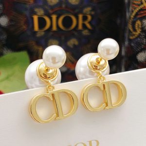 Dior ピアス 人気ランキング