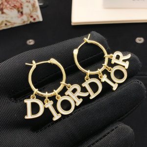 Dior ピアス 1万円