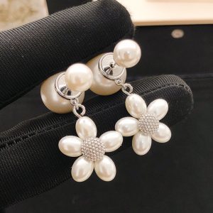 ディオール ピアス シルバー