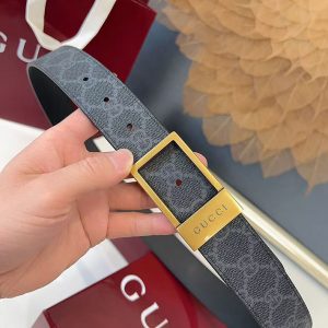 グッチ ベルト 値段