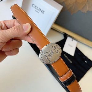 セリーヌ ベルト トリオンフ