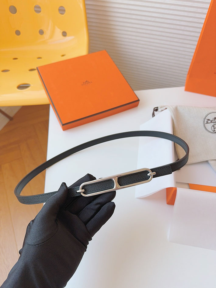 高品質エルメス レザーベルト HERMES ルリ リバーシブルレザーベルト 13mm RG ヴォーエプソン/スイフト 2702084 エルメス ベルト アウトレット - 画像 (9)