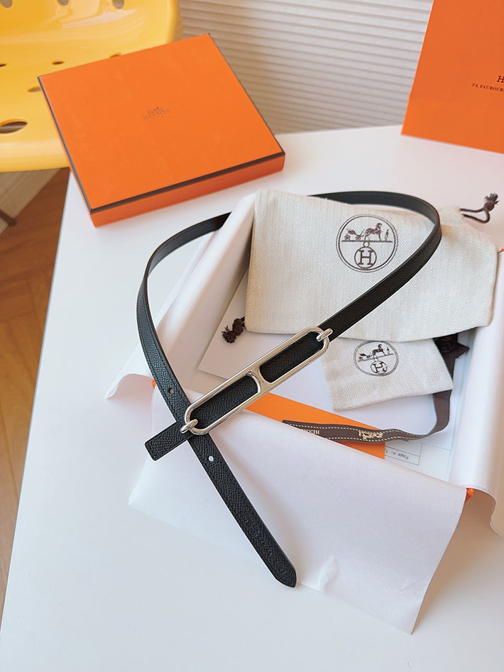 高品質エルメス レザーベルト HERMES ルリ リバーシブルレザーベルト 13mm RG ヴォーエプソン/スイフト 2702084 エルメス ベルト アウトレット - 画像 (7)
