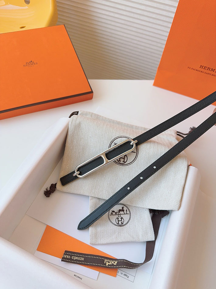 高品質エルメス レザーベルト HERMES ルリ リバーシブルレザーベルト 13mm RG ヴォーエプソン/スイフト 2702084 エルメス ベルト アウトレット - 画像 (6)