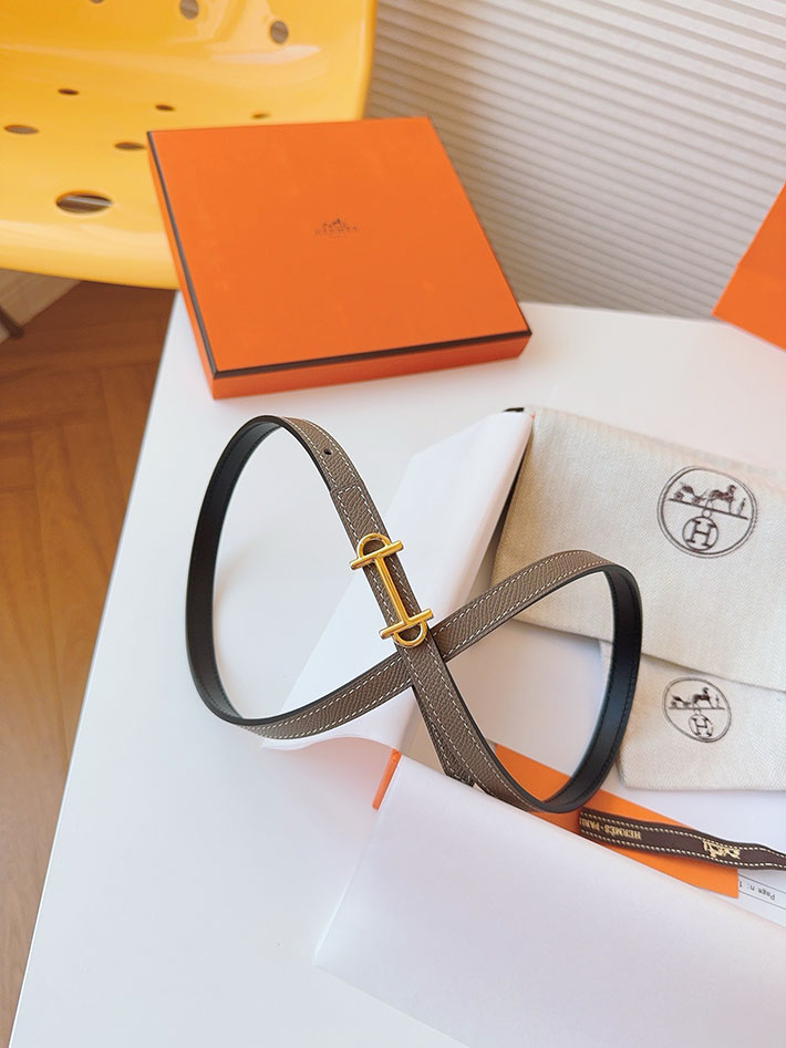 高品質エルメス レザーベルト HERMES ルリ リバーシブルレザーベルト 13mm RG ヴォーエプソン/スイフト 2702085 エルメス ベルト 公式 - 画像 (4)