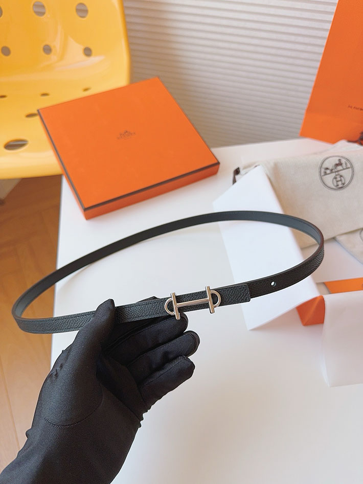 高品質エルメス レザーベルト HERMES ルリ リバーシブルレザーベルト 13mm RG ヴォーエプソン/スイフト 2702086 エルメス ベルト 新作 - 画像 (9)
